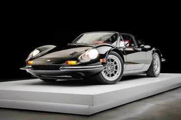Ferrari-246-GTS-V8-1.webp