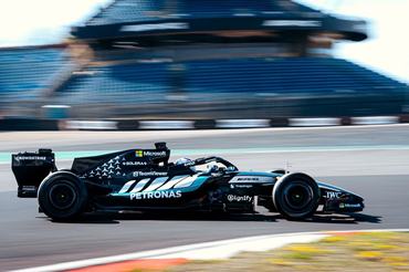 mercedes-nürburgring-pirelli-teszt