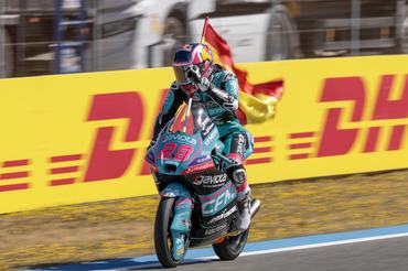Maximo Quiles of the CFMOTO Valresa Aspar Team celebrates winning during the Moto3 Race of the Estrella Galicia 0,0 Grand Prix Spain 2026 at Circuito de Jerez in Jerez de la Frontera, Spain, on April 26, 2026. (Photo by Jose Luis Contreras/NurPhoto via Getty Images)